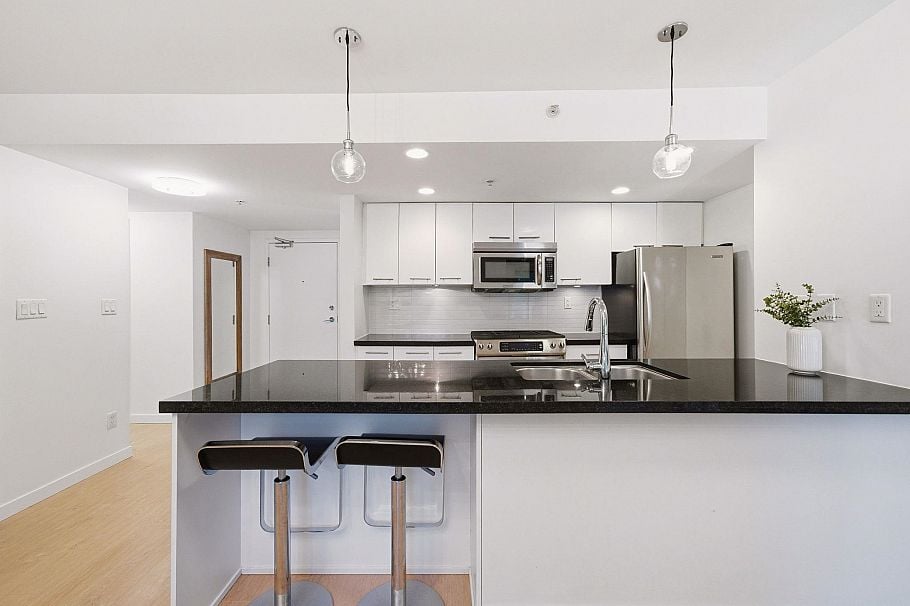 TH1 1288 Chesterfield Avenue North Vancouver, BC - 6