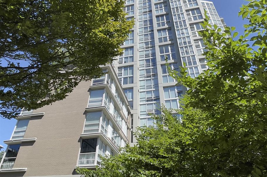 605 1228 Marinaside Crescent Vancouver, BC - 5