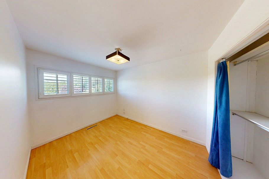 1567 Mcbride Street North Vancouver, BC - 12