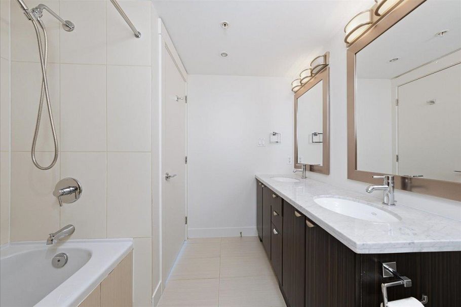 709 160 W 3rd Street North Vancouver, BC - 29