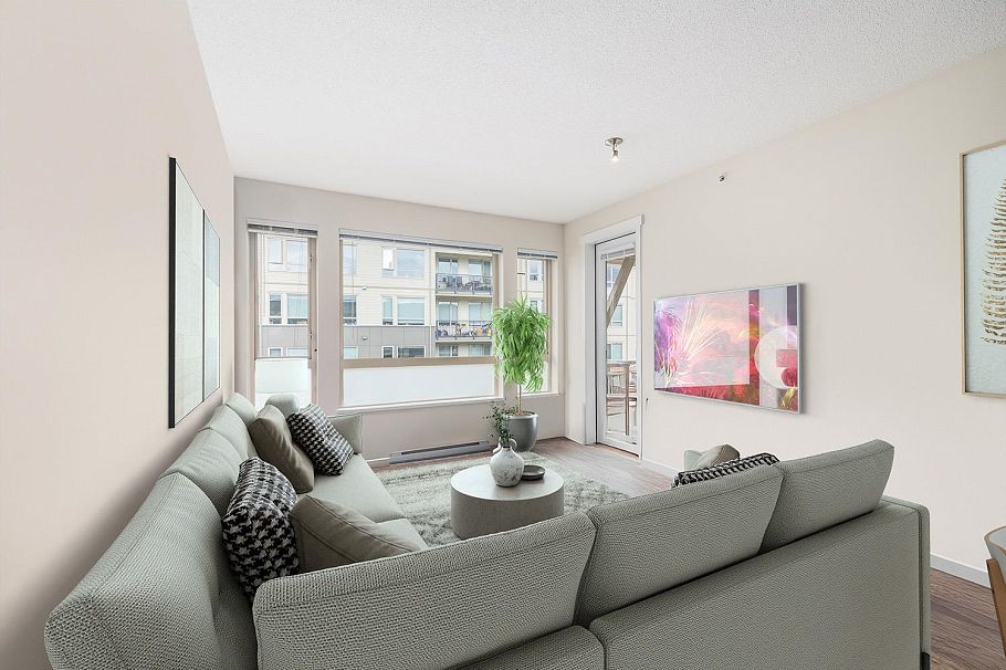515 2665 Mountain Highway North Vancouver, BC - 2