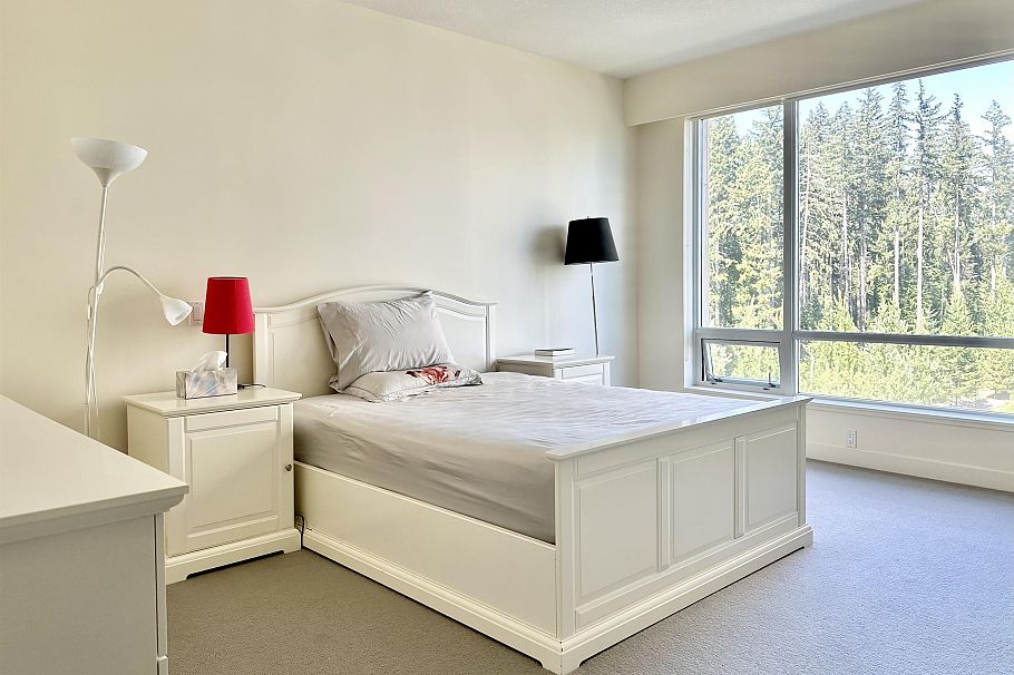 801 5838 Berton Avenue Vancouver, BC - 5