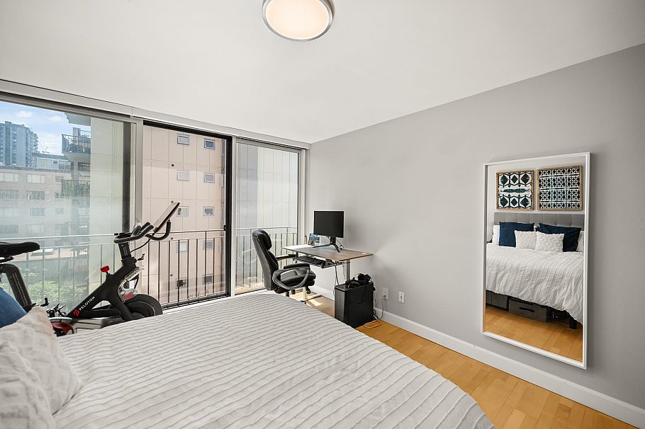 601 1575 Beach Avenue Vancouver, BC - 19