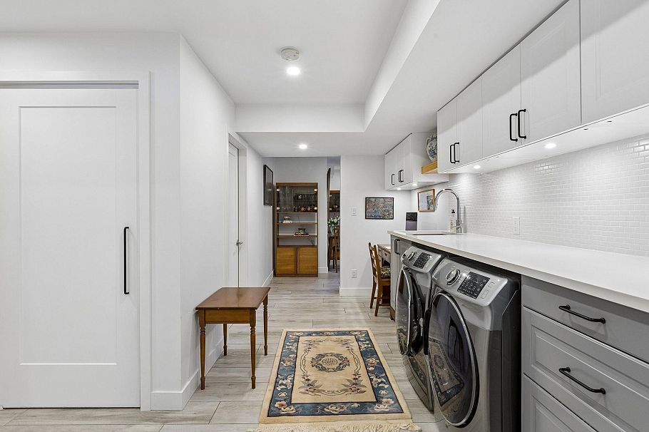 1214 Eastview Road North Vancouver, BC - 25