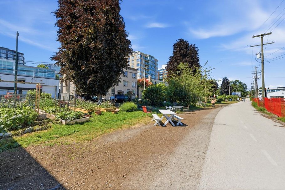 401 1562 W 5th Avenue Vancouver, BC - 28