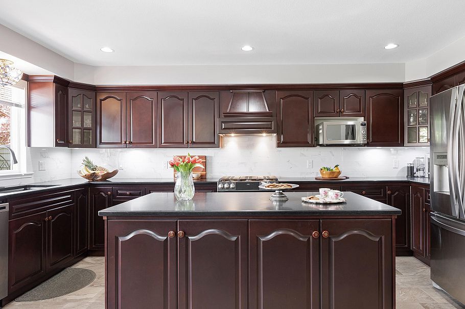 326 E 12th Street North Vancouver, BC - 8