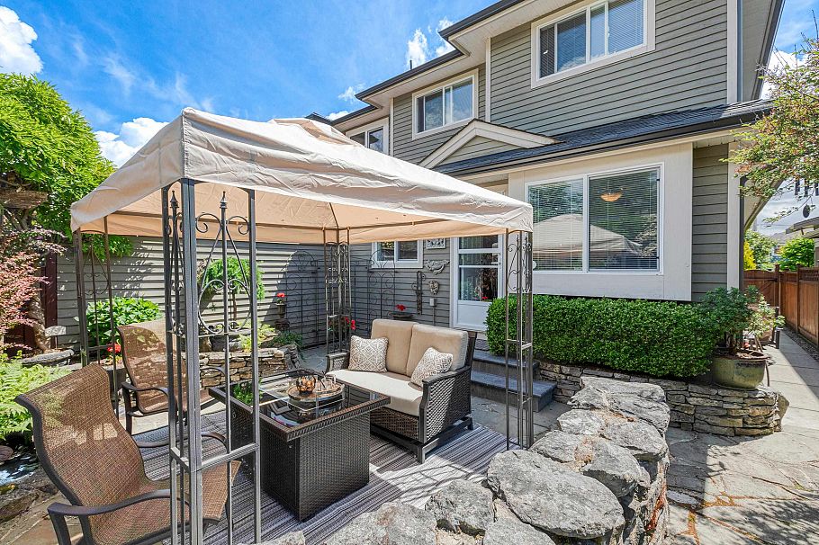 326 E 12th Street North Vancouver, BC - 18