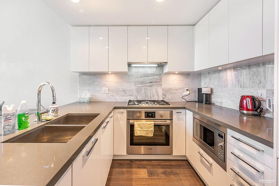 410 5638 Birney Avenue Vancouver, BC - 2