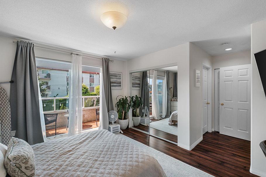 230 St. Patricks Avenue North Vancouver, BC - 10