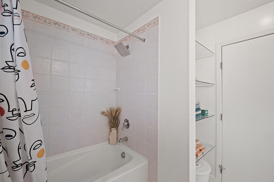 2808 Eastern Avenue North Vancouver, BC - 20