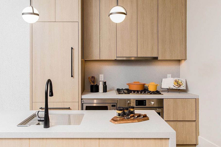 6378 Oak Street Vancouver, BC - 3