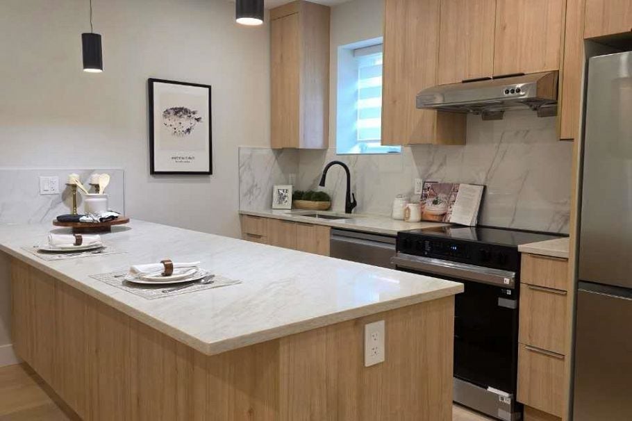 2168 Adanac Street Vancouver, BC - 6