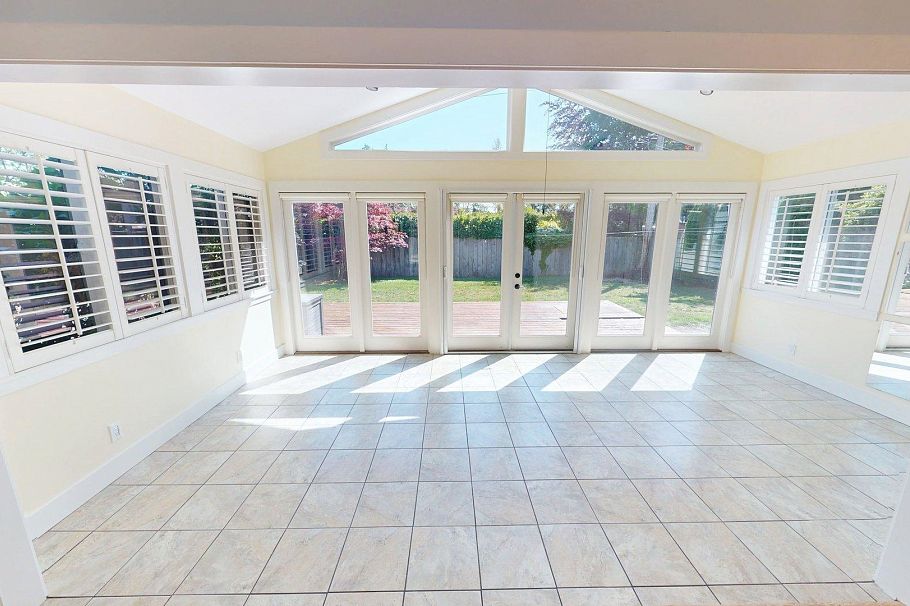 1567 Mcbride Street North Vancouver, BC - 5