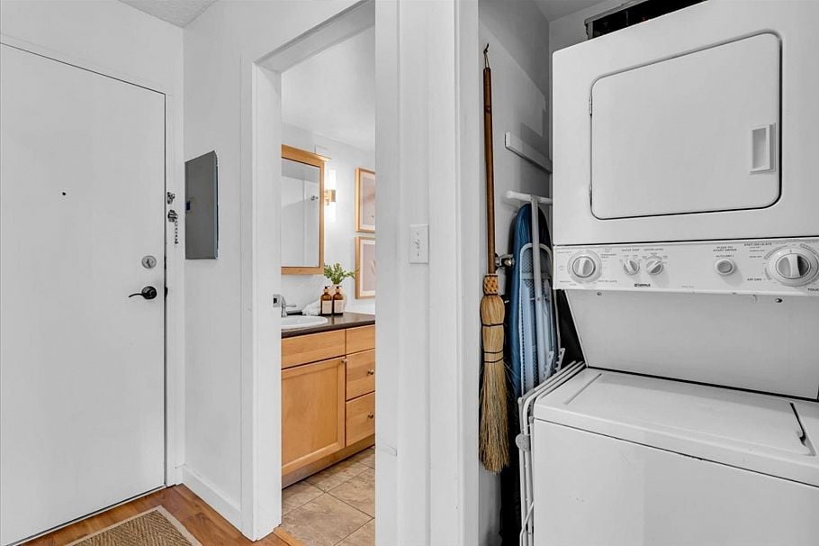 407 1476 W 10th Avenue Vancouver, BC - 14