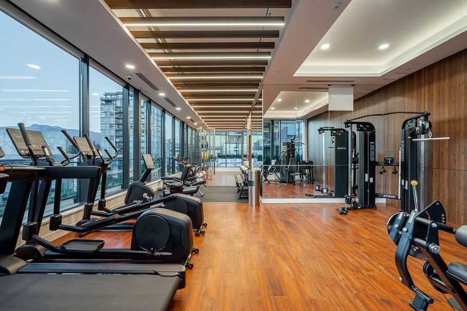 135 E 13th Street North Vancouver, BC - 21