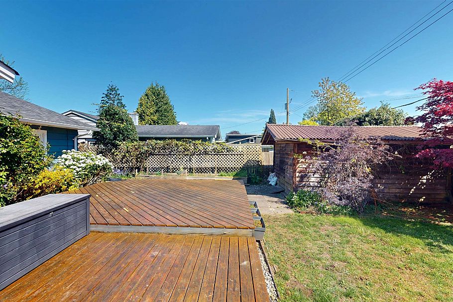 1567 Mcbride Street North Vancouver, BC - 19