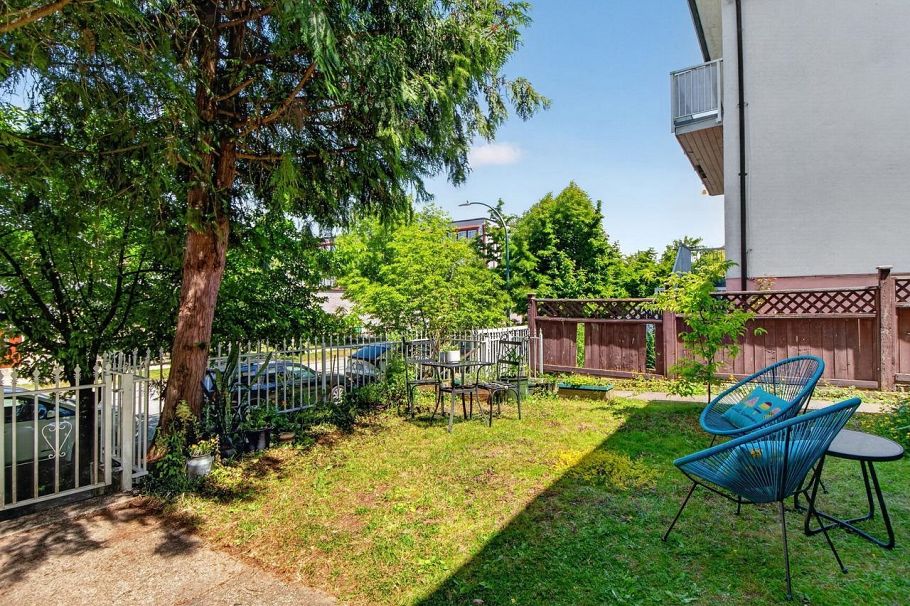 2128 Adanac Street Vancouver, BC - 31