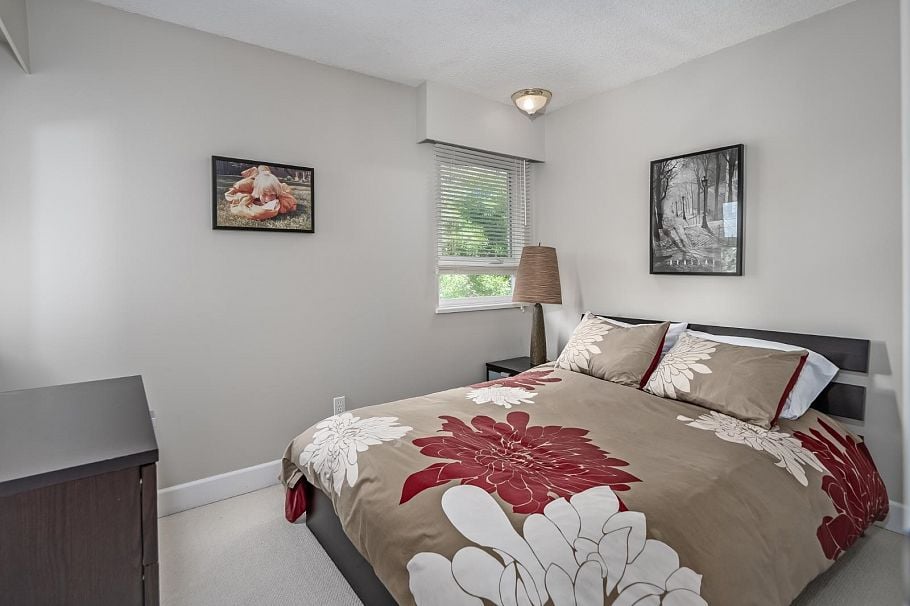 2413 W 5th Avenue Vancouver, BC - 16