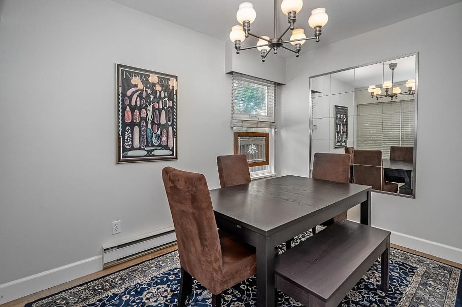 2413 W 5th Avenue Vancouver, BC - 14