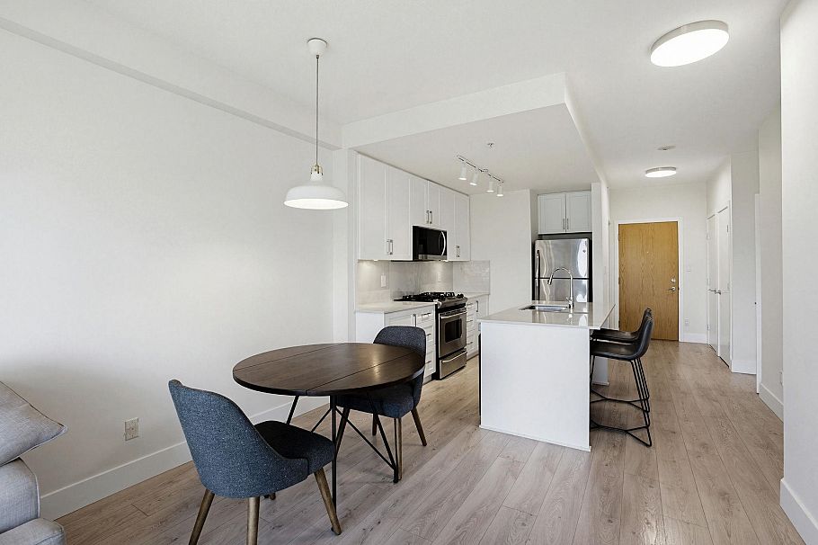 407 298 E 11th Avenue Vancouver, BC - 8