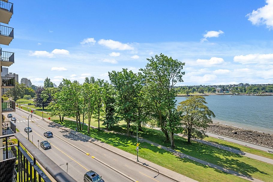 601 1575 Beach Avenue Vancouver, BC - 28