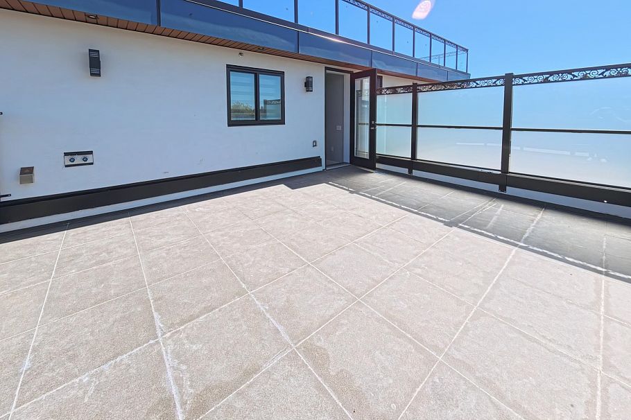 3 2557 W King Edward Avenue Vancouver, BC - 21