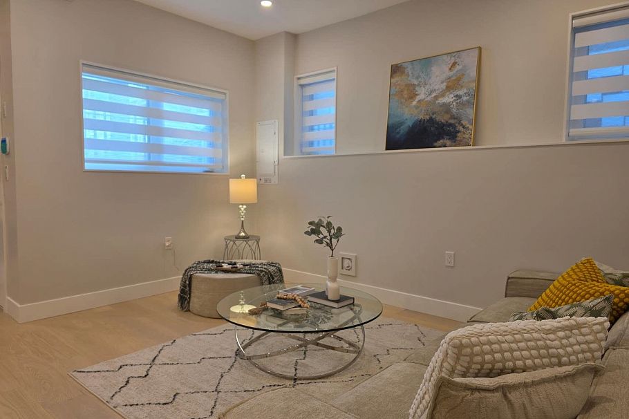 2168 Adanac Street Vancouver, BC - 3