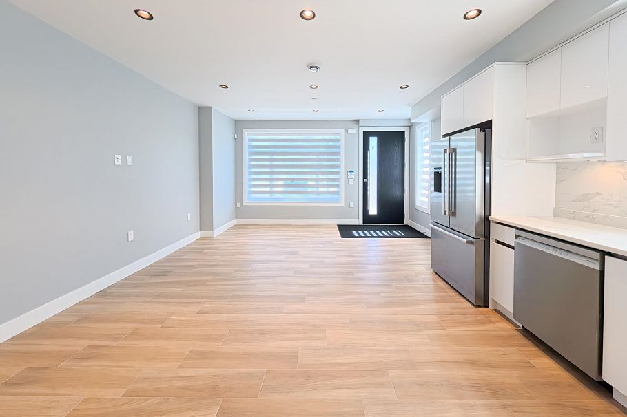 1 2557 W King Edward Avenue Vancouver, BC - 6