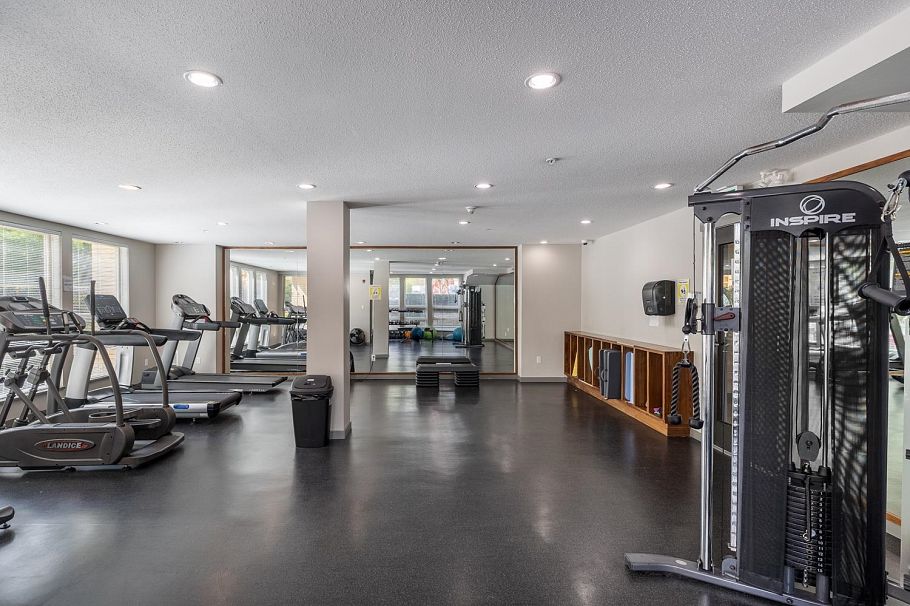 515 2665 Mountain Highway North Vancouver, BC - 29
