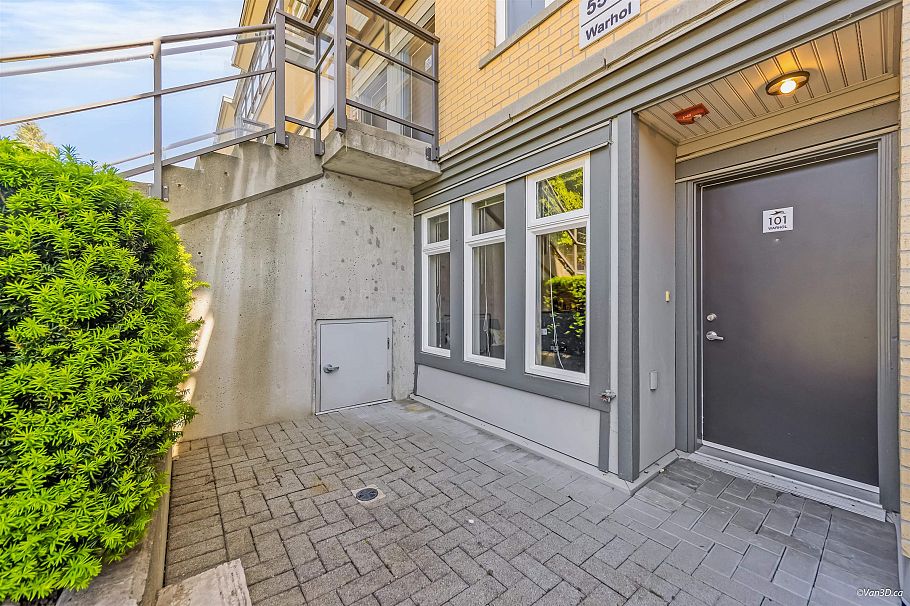 101 5568 Kings Road Vancouver, BC - 2