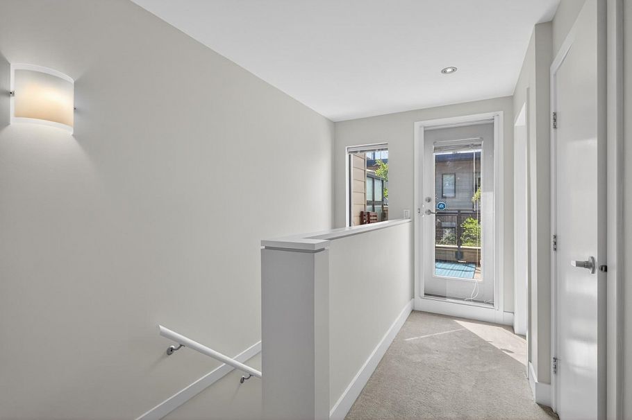 3683 Commercial Street Vancouver, BC - 26