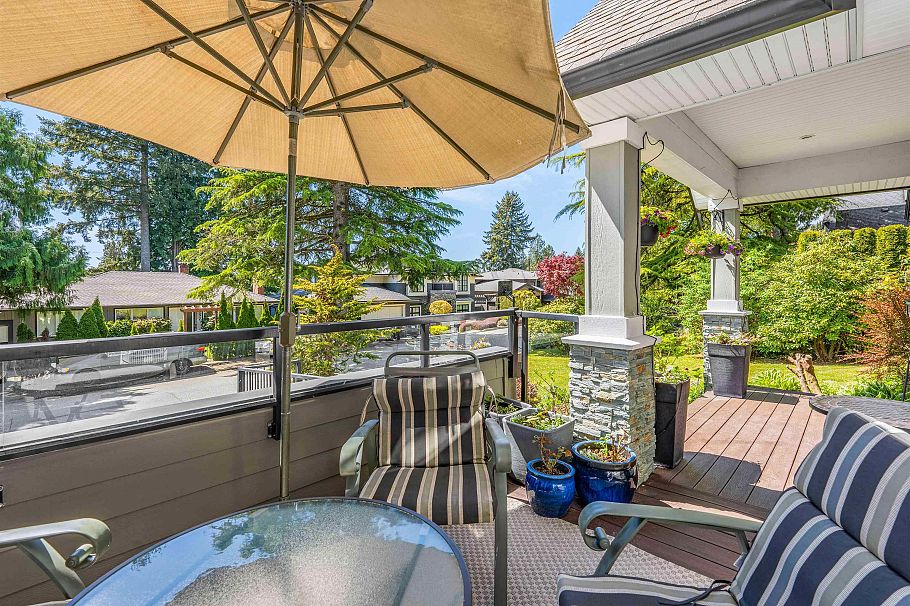 938 Beaumont Drive North Vancouver, BC - 3