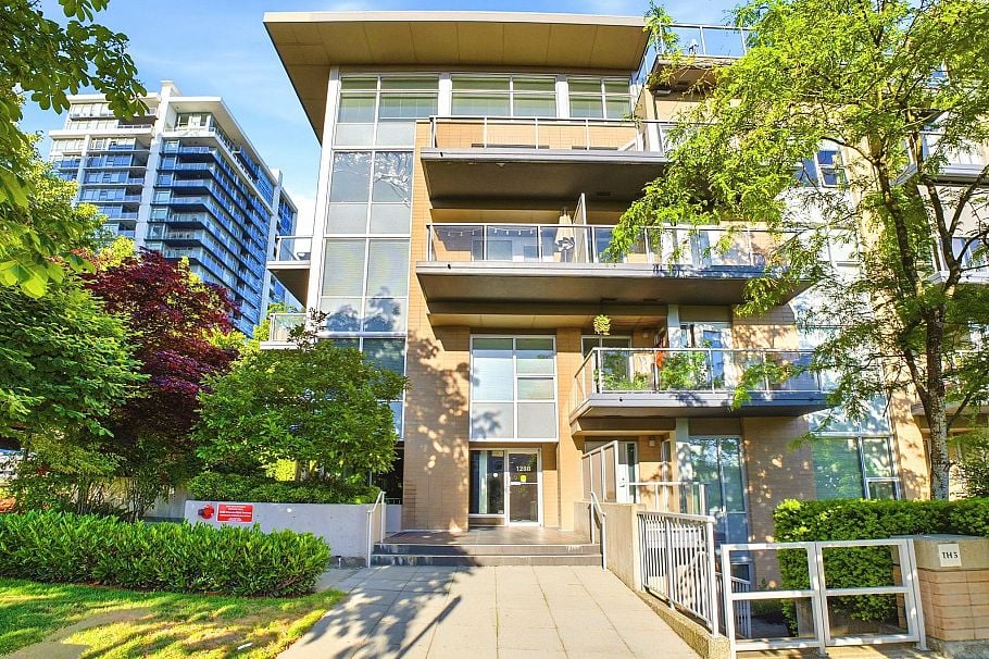 TH1 1288 Chesterfield Avenue North Vancouver, BC - 25
