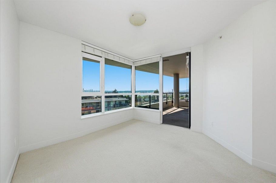 709 160 W 3rd Street North Vancouver, BC - 25
