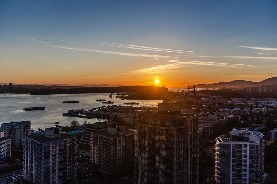 2601 120 W 2nd Street North Vancouver, BC - 30