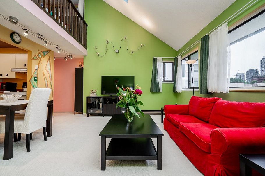 PH5 936 Bute Street Vancouver, BC - 1