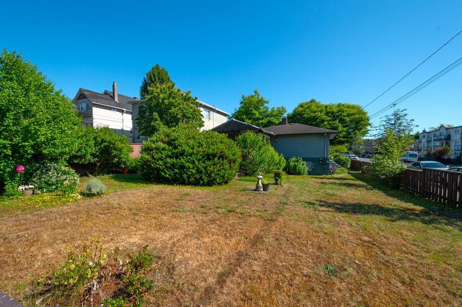 106 N Templeton Drive Vancouver, BC - 8