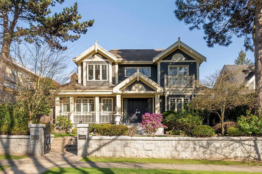 5850 Cartier Street Vancouver, BC - 1