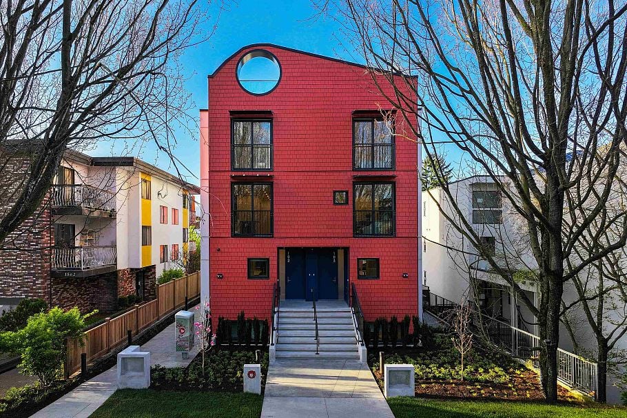124 1552 E 3rd Avenue Vancouver, BC - 2