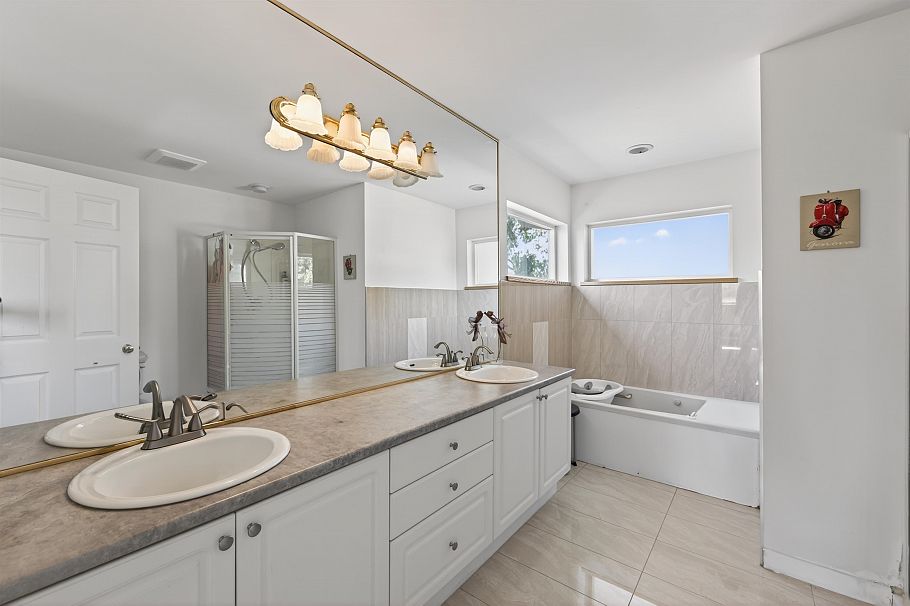 3456 W 36th Avenue Vancouver, BC - 13