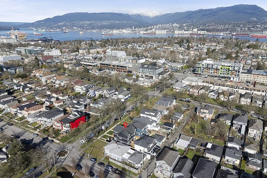 2 550 Kaslo Street Vancouver, BC - 32