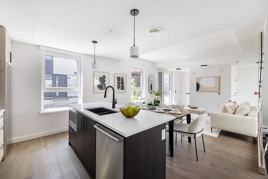 6829 Cambie Street Vancouver, BC - 5