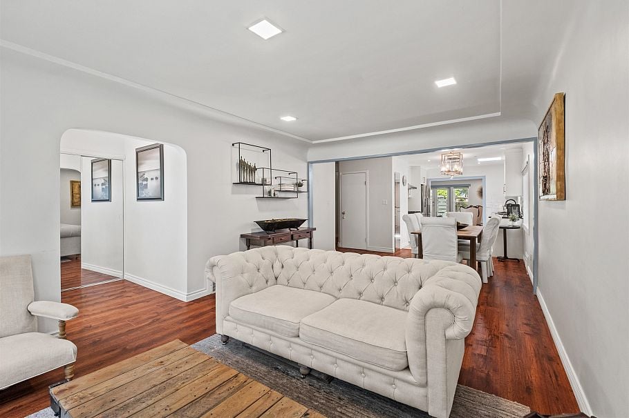 2808 Eastern Avenue North Vancouver, BC - 3