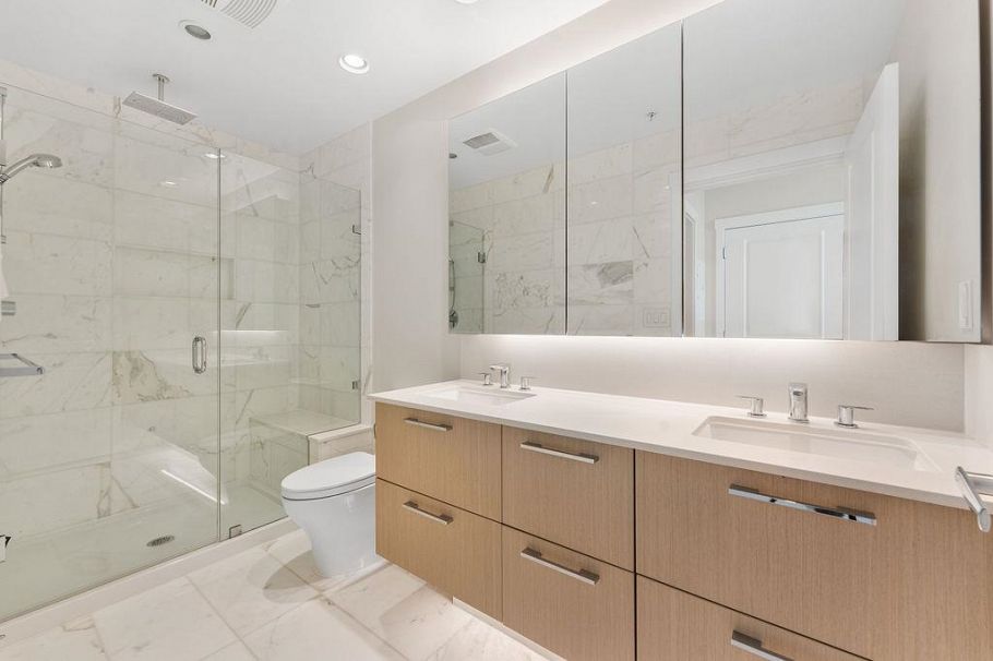 1306 3533 Ross Drive Vancouver, BC - 18