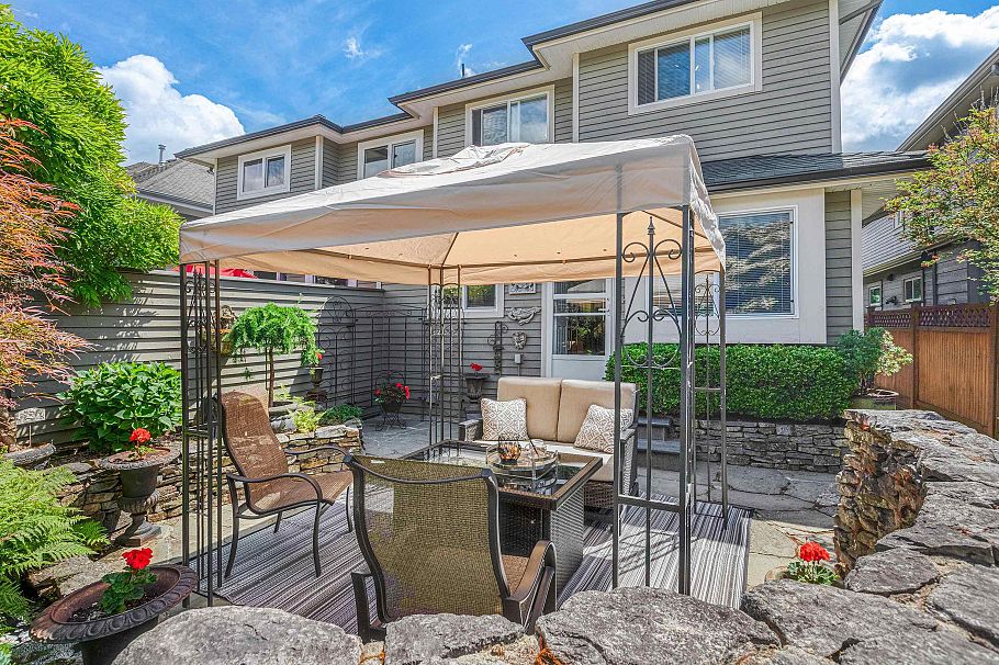 326 E 12th Street North Vancouver, BC - 22