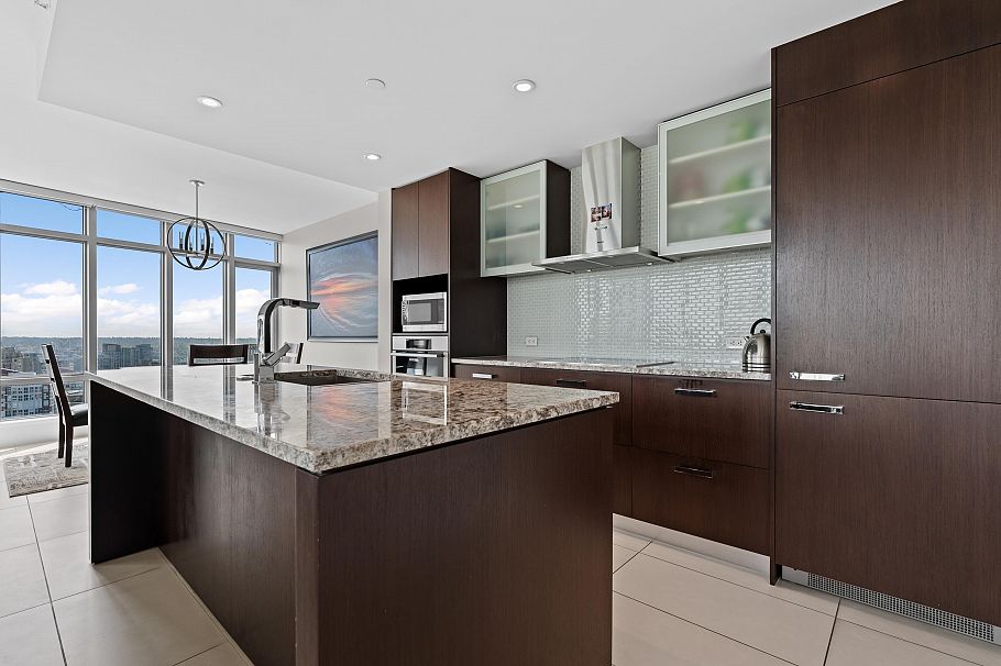 2907 1028 Barclay Street Vancouver, BC - 2