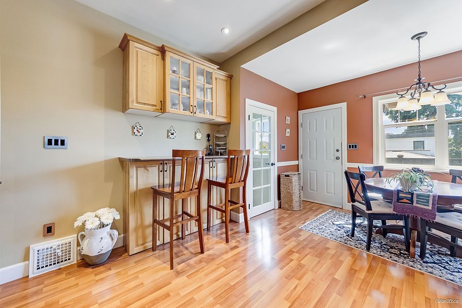 836 W 68th Avenue Vancouver, BC - 7