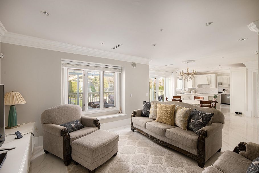5850 Cartier Street Vancouver, BC - 11