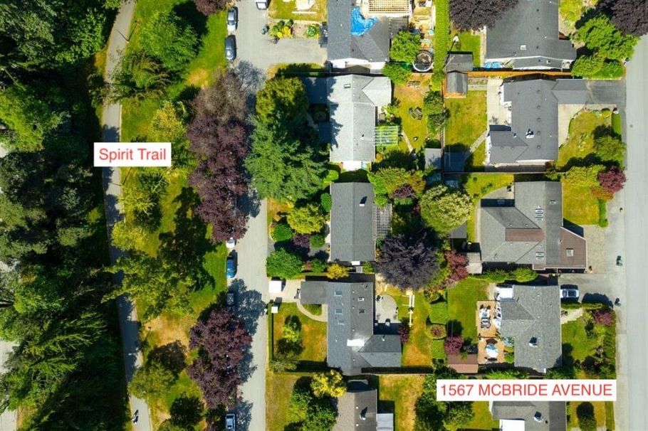 1567 Mcbride Street North Vancouver, BC - 24