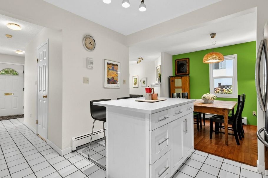 2128 Adanac Street Vancouver, BC - 15